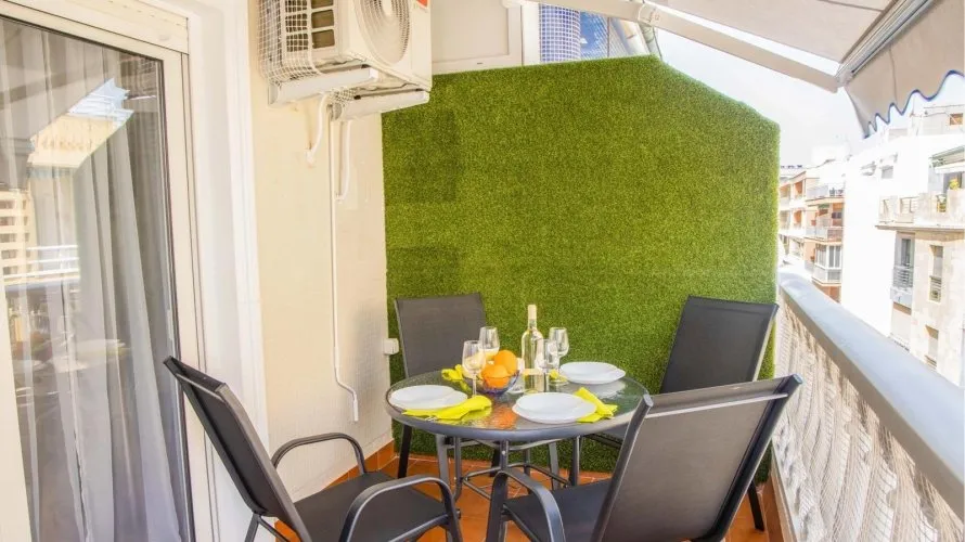 Apartamento de 1 dormitorio en Torrevieja, Spain No. 934 № 2