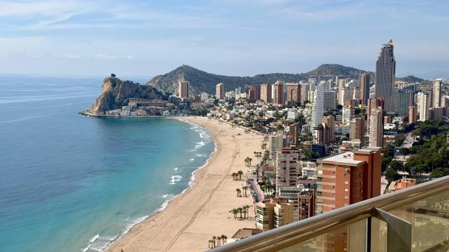 Ático de 3 dormitorios en Benidorm, Spain No. 1041 № 8