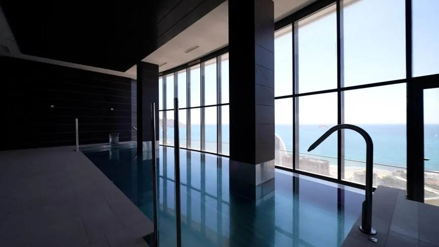 Apartamento de 2 dormitorios en Benidorm, Spain No. 1281 № 4