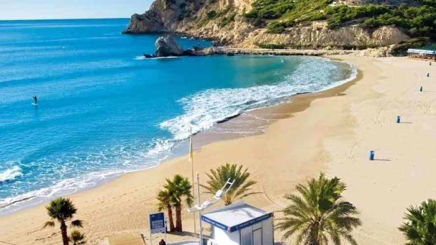 Apartamento de 2 dormitorios en Villajoyosa, Spain No. 883