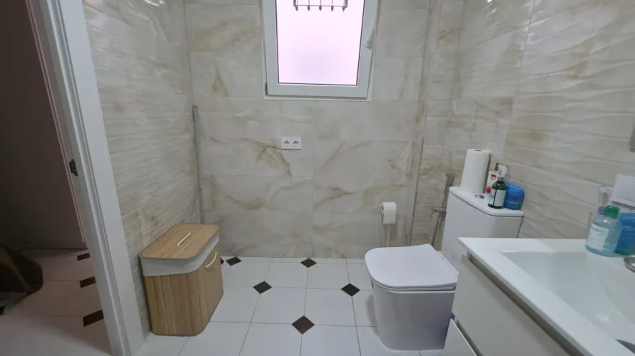 Apartamento de 3 dormitorios en Torrevieja, Spain No. 1387 № 4
