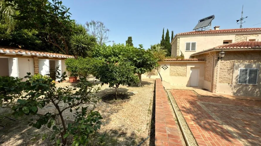 Apartamento de 6 dormitorios en Alicante, Spain No. 748 № 24