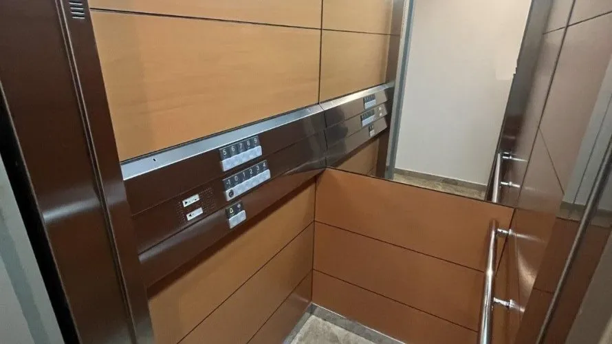 Apartamento de 2 dormitorios en Alicante, Spain No. 92 № 9