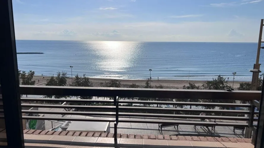 Apartamento de 1 dormitorio en Alicante, Spain No. 904 № 3