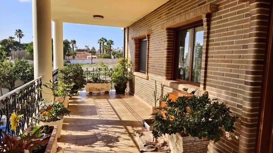 Villa de 5 dormitorios en Ciudad Quesada, Spain No. 105 № 13