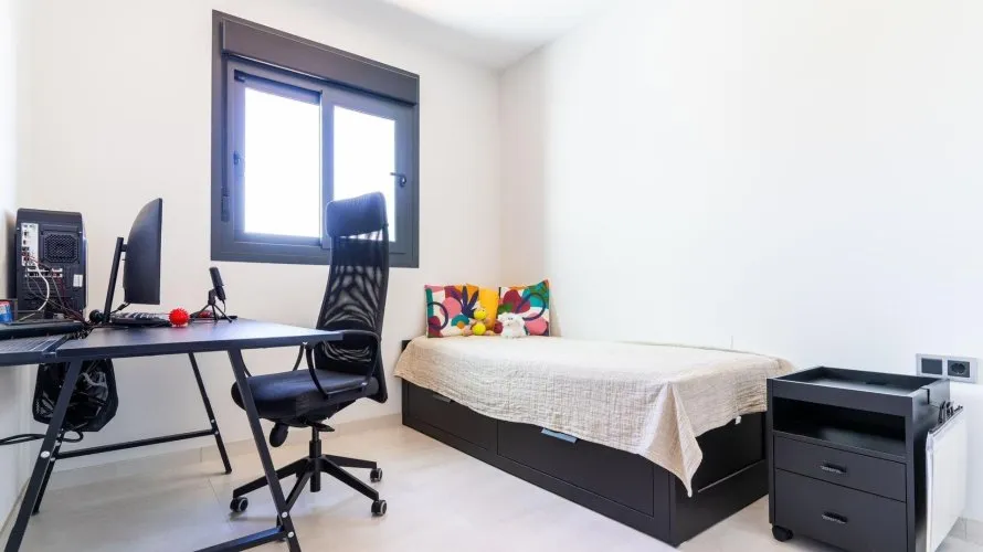 Apartamento de 3 dormitorios en Benidorm, Spain No. 853 № 7