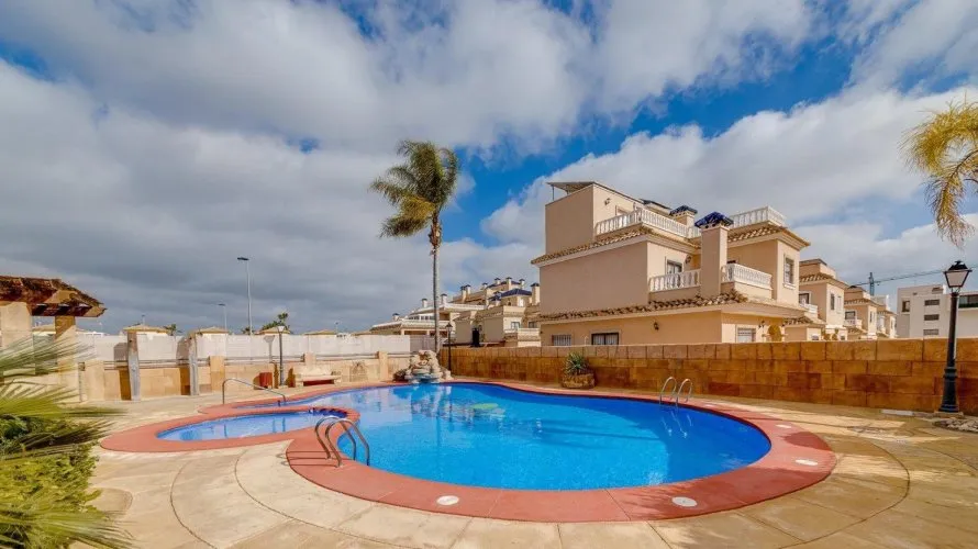 Apartamento de 2 dormitorios en Los Dolses, Spain No. 1369 № 23