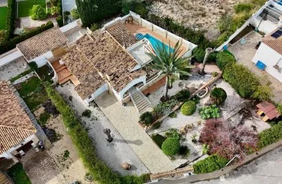 Apartamento de 3 dormitorios en L'Alfàs del Pi, Spain No. 1045