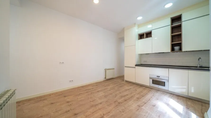 Apartamento de 2 dormitorios en Madrid, Spain No. 1087 № 1