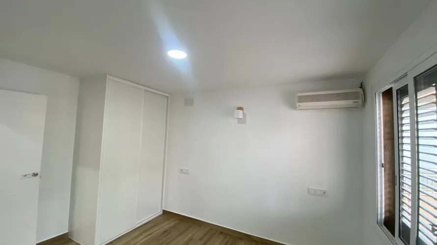 Apartamento de 3 dormitorios en Torrevieja, Spain No. 135 № 16