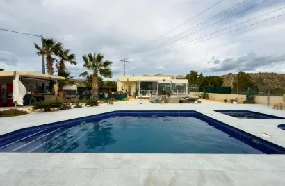 Apartamento de 5 dormitorios en Jijona, Spain No. 1262