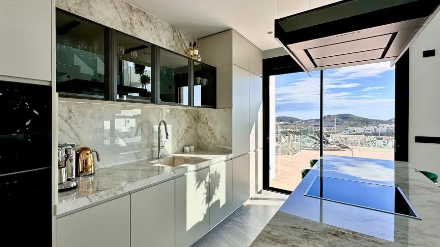 Villa de 3 dormitorios en Finestrat, Spain No. 1296 № 5