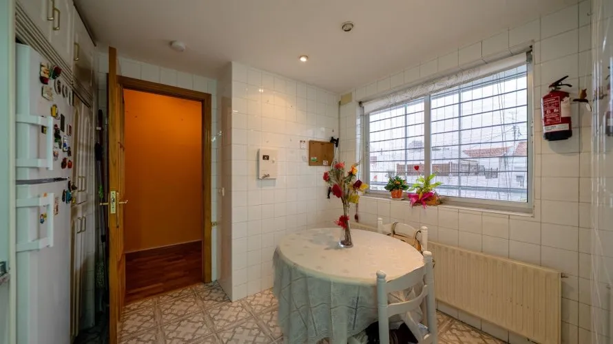 Apartamento de 2 dormitorios en Madrid, Spain No. 1028 № 7