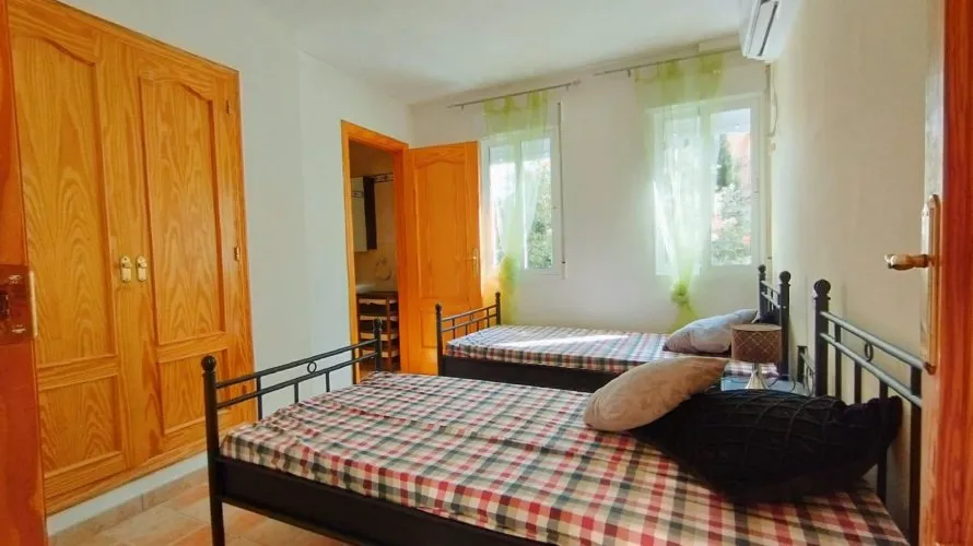 Villa de 8 dormitorios en Maryvilla, Spain No. 408 № 10