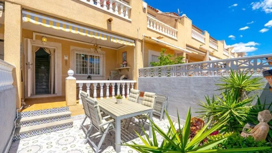 Сasa de 2 dormitorios en Torrevieja, Spain No. 864 № 28
