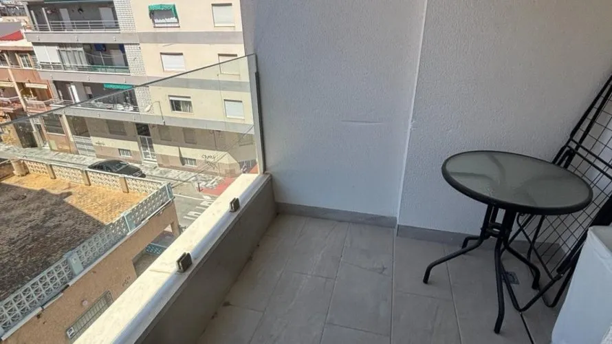 Apartamento de 2 dormitorios en Torrevieja, Spain No. 1149 № 3