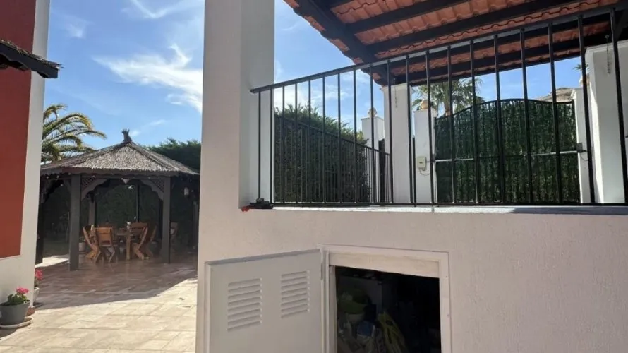 Villa de 4 dormitorios en Finestrat, Spain No. 239 № 5
