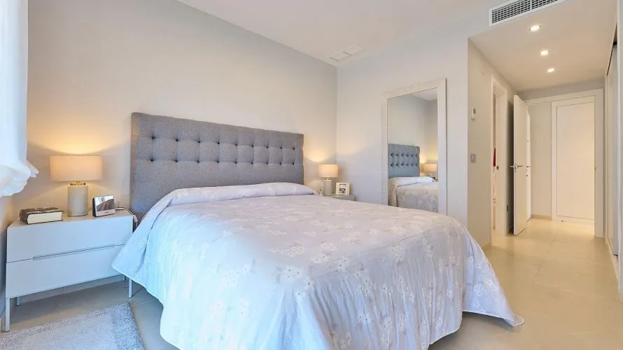 Apartamento de 3 dormitorios en Alicante, Spain No. 1230 № 19