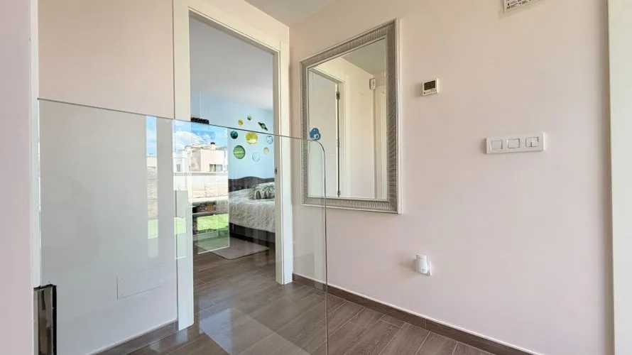 Villa de 5 dormitorios en Torrevieja, Spain No. 863 № 3