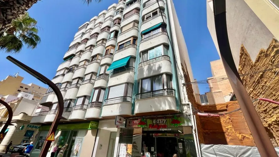 Apartamento de 3 dormitorios en Torrevieja, Spain No. 1417 № 18