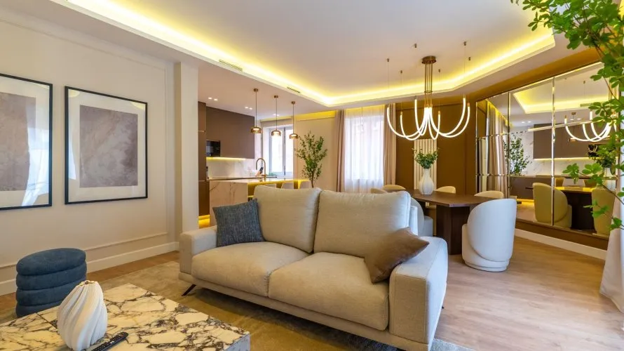 Apartamento de 2 dormitorios en Madrid, Spain No. 1133 № 2