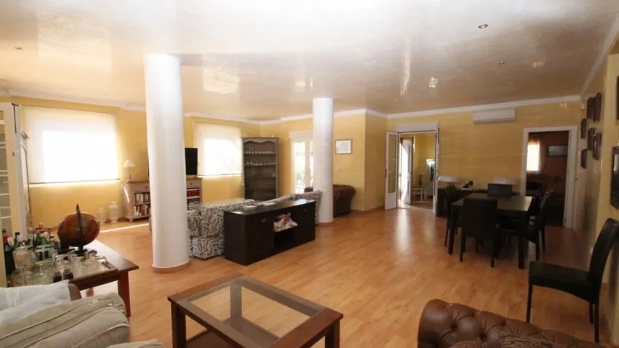 Villa de 5 dormitorios en Cabo Roig, Spain No. 563 № 5