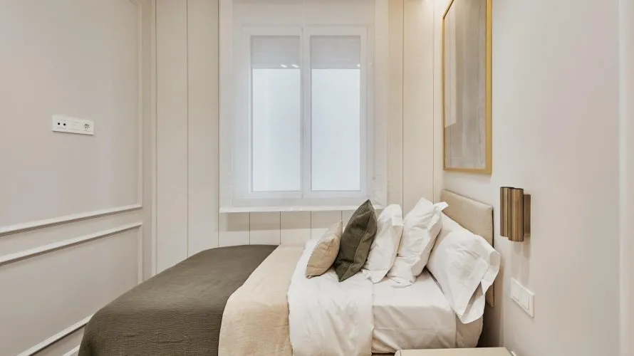 Apartamento de 2 dormitorios en Madrid, Spain No. 942 № 17