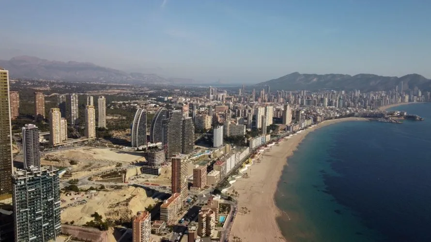 Apartamento de 2 dormitorios en Benidorm, Spain No. 1281 № 20