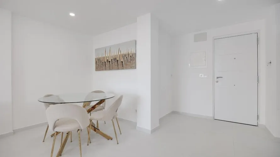 Apartamento de 3 dormitorios en Torrevieja, Spain No. 903 № 13