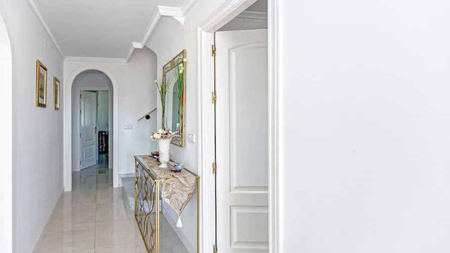 Villa de 185m² en Castilblanco de los Arroyos, Spain No. 1187 № 24