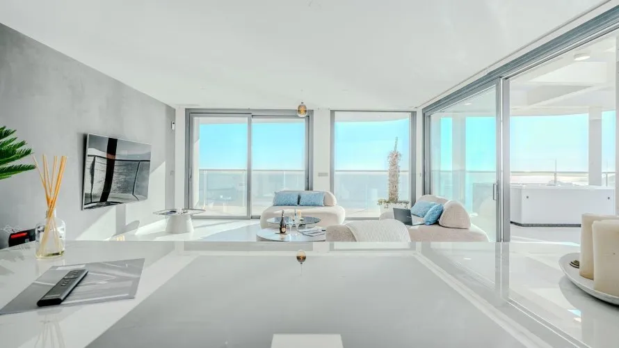 Apartamento de 3 dormitorios en Benidorm, Spain No. 672 № 13
