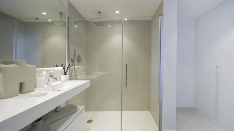 Apartamento de 3 dormitorios en Fuengirola, Spain No. 98 № 11