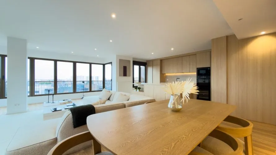 Apartamento de 3 dormitorios en Madrid, Spain No. 956 № 16