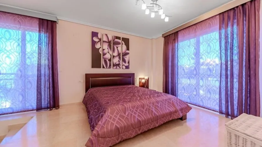 Villa de 5 dormitorios en Torrevieja, Spain No. 734 № 27