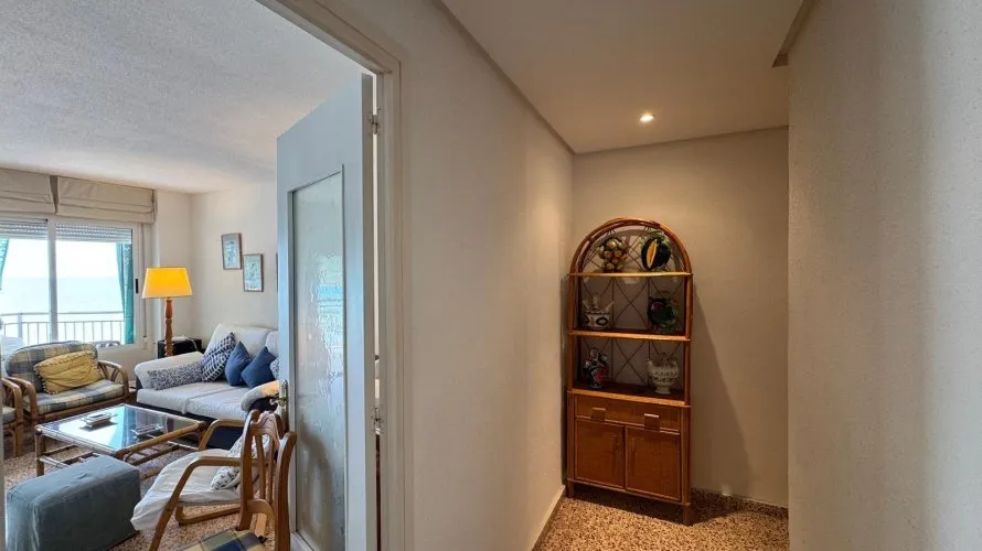 Apartamento de 3 dormitorios en Torrevieja, Spain No. 1323 № 2