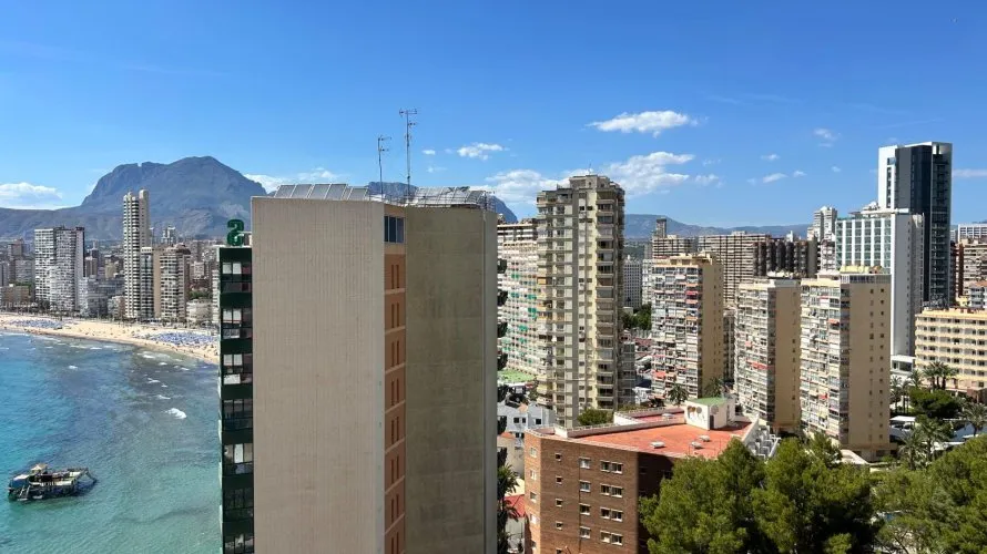 Apartamento de 1 dormitorio en Benidorm, Spain No. 860 № 8