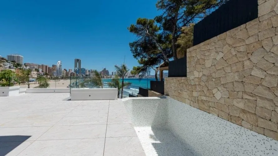 Apartamento de 4 dormitorios en Benidorm, Spain No. 339 № 24