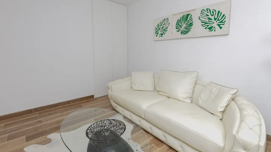 Villa de 120m² en Los Montesinos, Spain No. 894 № 10