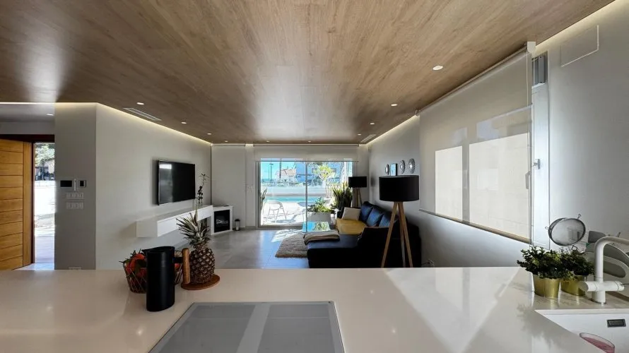Villa de 4 dormitorios en Campoamor, Spain No. 1214 № 9
