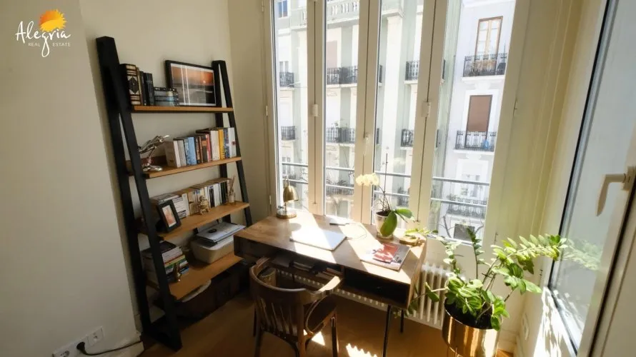 Apartamento de 1 dormitorio en Valencia, Spain No. 1102 № 23