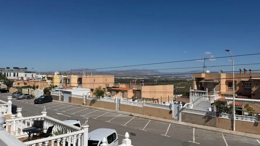 Сasa de 3 dormitorios en Gran Alacant, Spain No. 1073 № 15
