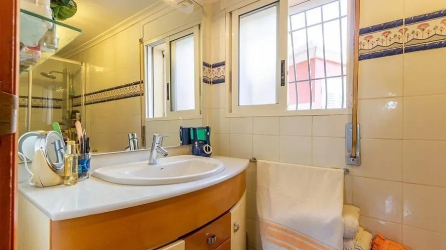 Apartamento de 4 dormitorios en Finestrat, Spain No. 1014 № 15