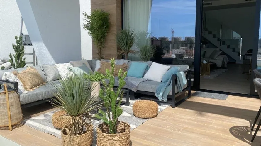 Apartamento de 3 dormitorios en Finestrat, Spain No. 365 № 1