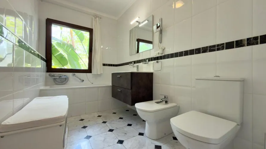 Villa de 500m² en Altea, Spain No. 871 № 1