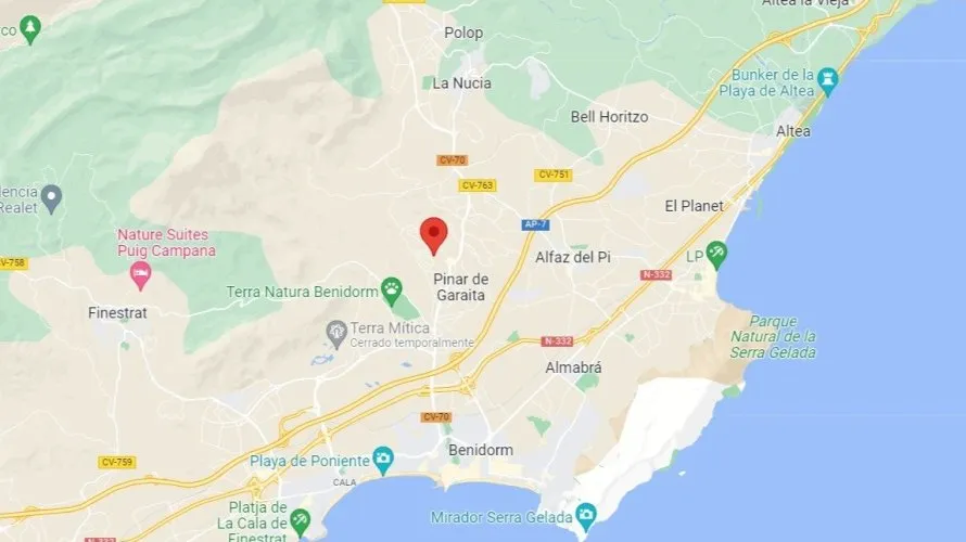 Apartamento de 4 dormitorios en La Nucia, Spain No. 318 № 24