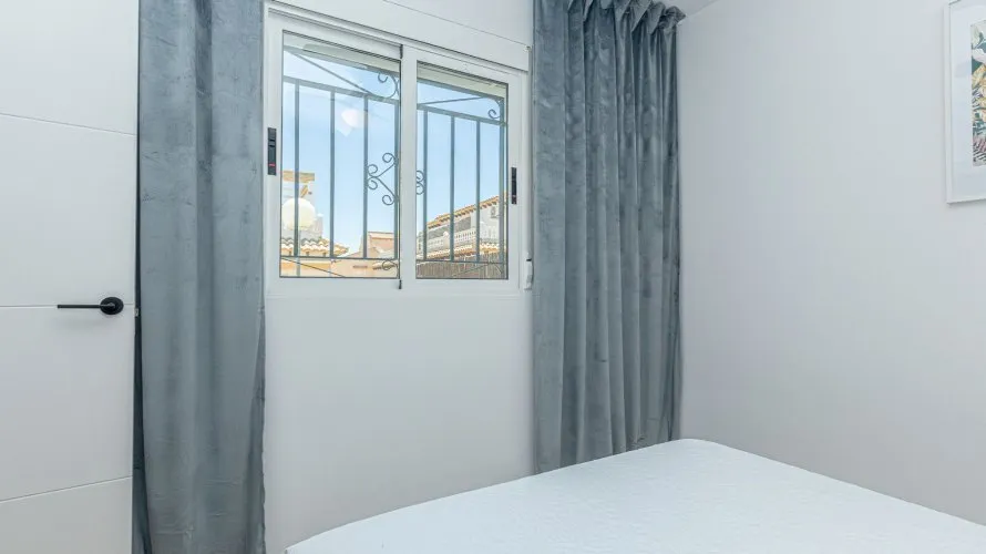 Сasa de 82m² en La Florida, Spain No. 1062 № 15