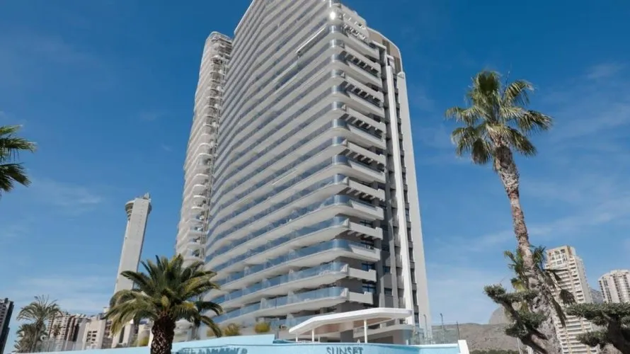 Apartamento de 3 dormitorios en Benidorm, Spain No. 1232