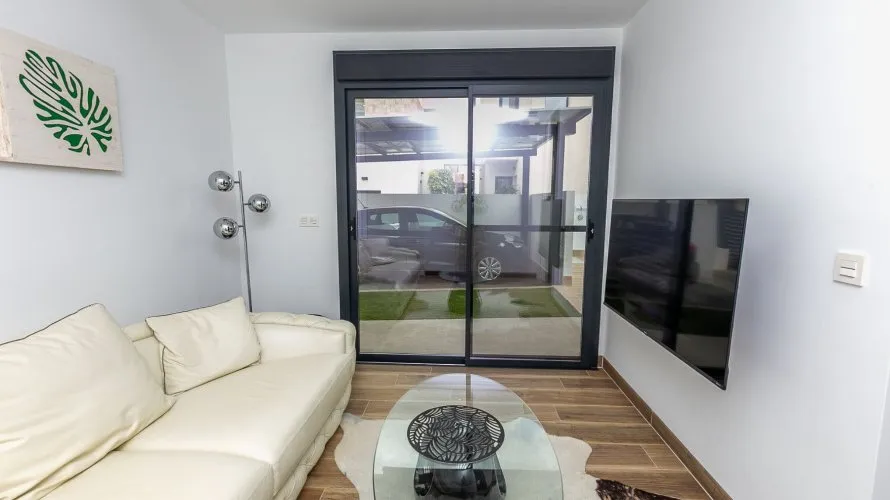 Villa de 120m² en Los Montesinos, Spain No. 894 № 11