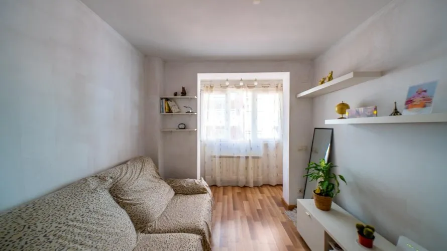 Apartamento de 2 dormitorios en Madrid, Spain No. 851