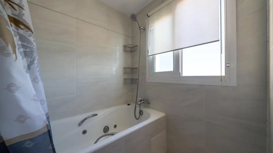 Apartamento de 4 dormitorios en Calpe, Spain No. 924 № 17